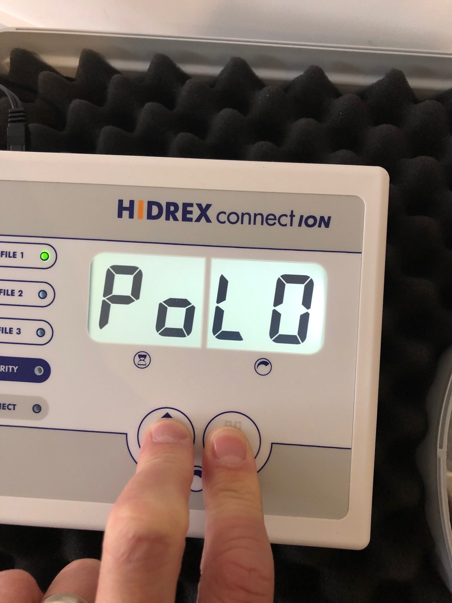 Hidrex ConnectION iontophoresis machine polarity OFF Hidrex ConnectION iontophoresis machine polarity OFF